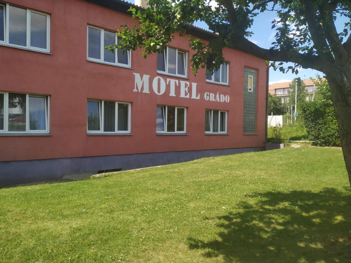 Motel Grado Prag Dış mekan fotoğraf